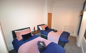 Mayflower 2 Bed Boutique Apartment - Stayseekers